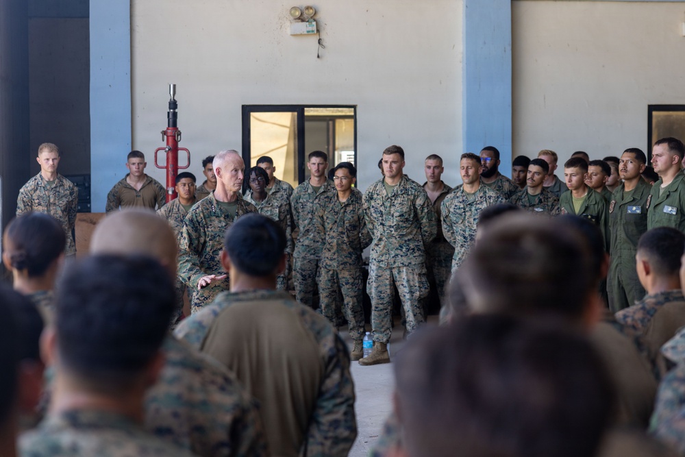 Balikatan 2026: MARFORPAC commander meets with MRF-D 26 Marines