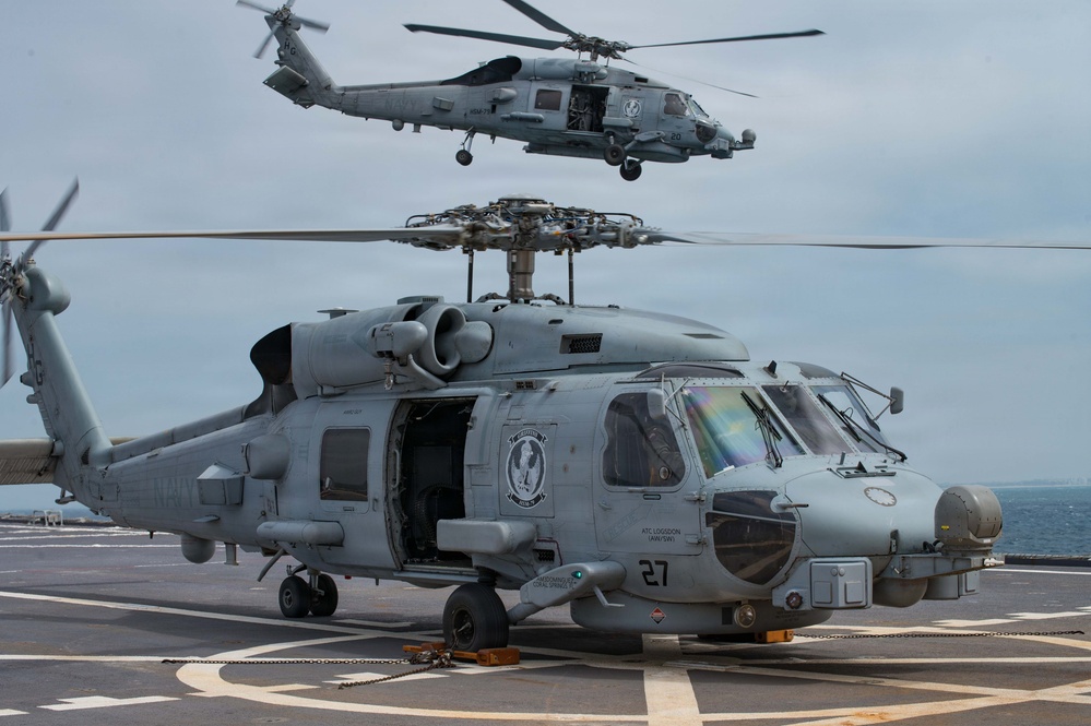 HSM 79 heliciopter landings aboard Spanish Armada ship Castilla (L-52)