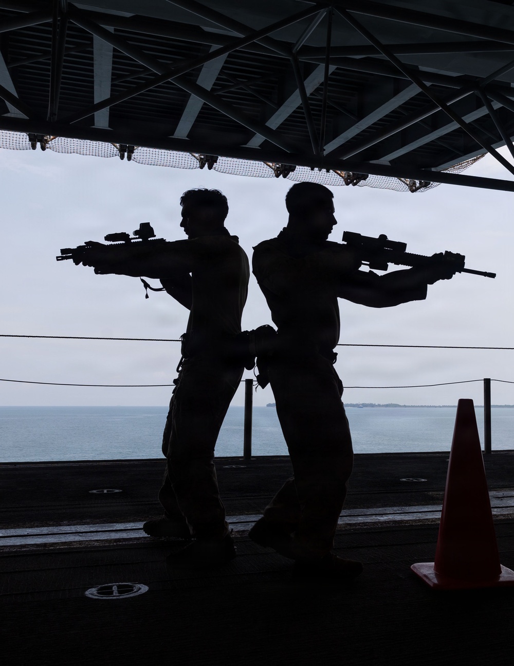 11th MEU Marines, Sailors Conduct Close Quarter Tactics Drills Aboard USS Boxer