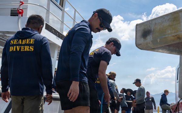 UCT-2 leadership dives with Philippine Navy Seabee divers during BK26