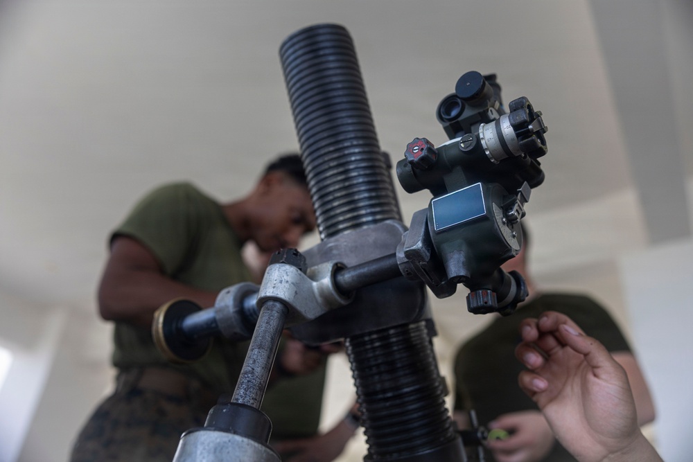 Balikatan 2026: U.S. Marines, Philippine Marines participate in weapons training class during MKTSO