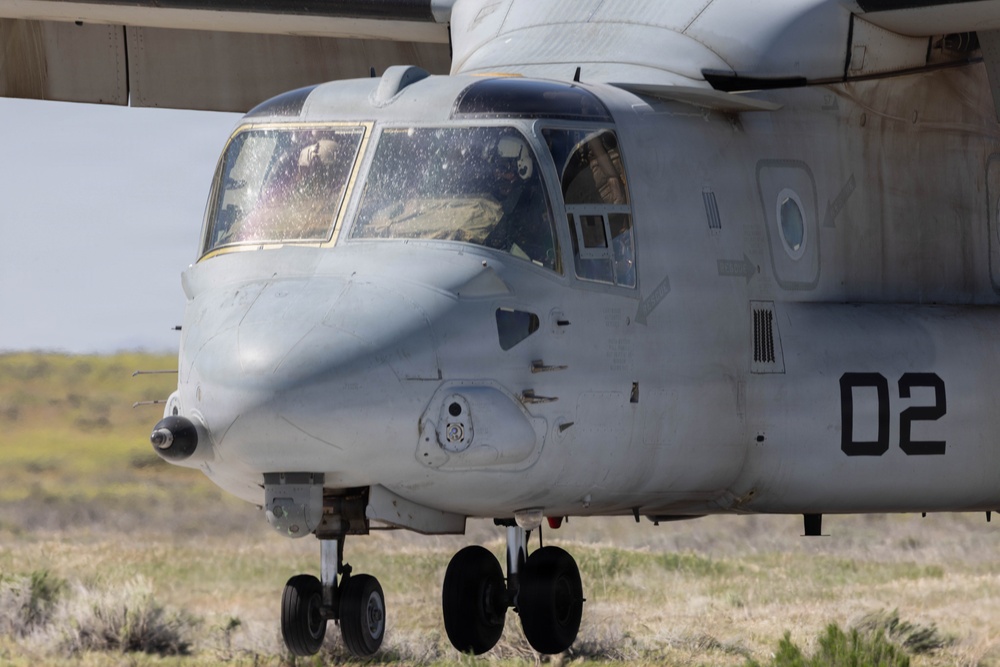 Marines coordinate simulated MV-22B Osprey CASEVAC