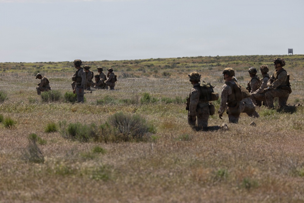 Marines coordinate simulated MV-22B Osprey CASEVAC