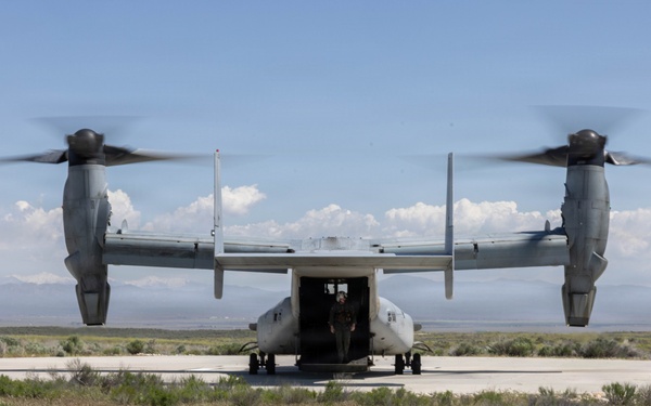 Marines coordinate simulated MV-22B Osprey CASEVAC