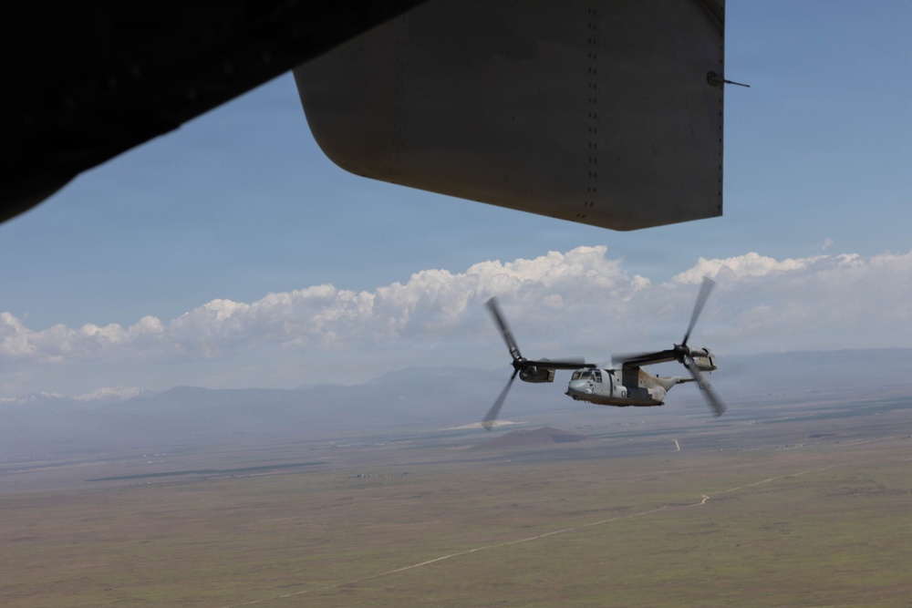 Marines coordinate simulated MV-22B Osprey CASEVAC