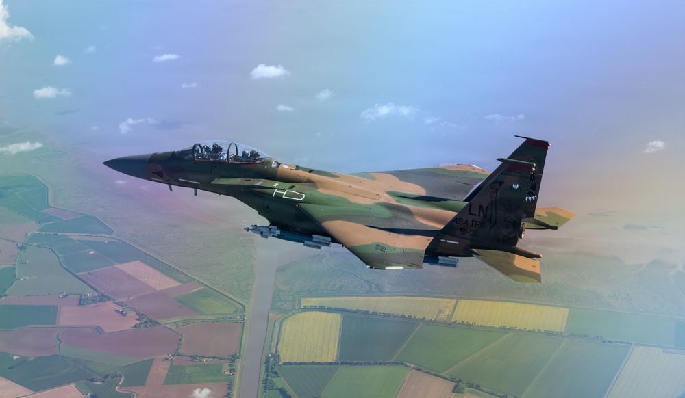 494 FS debuts heritage jet across the UK