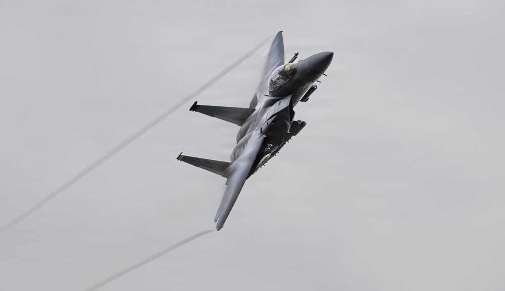 494 FS debuts heritage jet across the UK