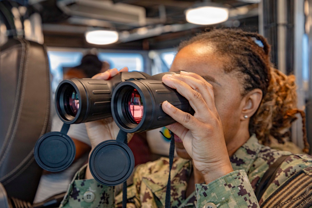 2026 Medical Logistics Symposium Attendees Visit USNS Point Loma (T-EPF 15)