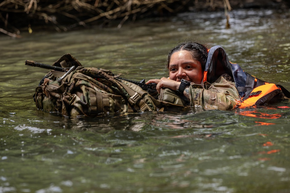 Jungle Operations Training Course - Panama 26-5: Waterborne Operations
