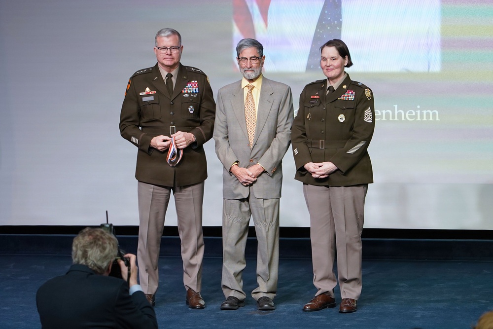 The “Oppenheim Effect”: Lee B. Oppenheim inducted into the DLA Hall of Fame