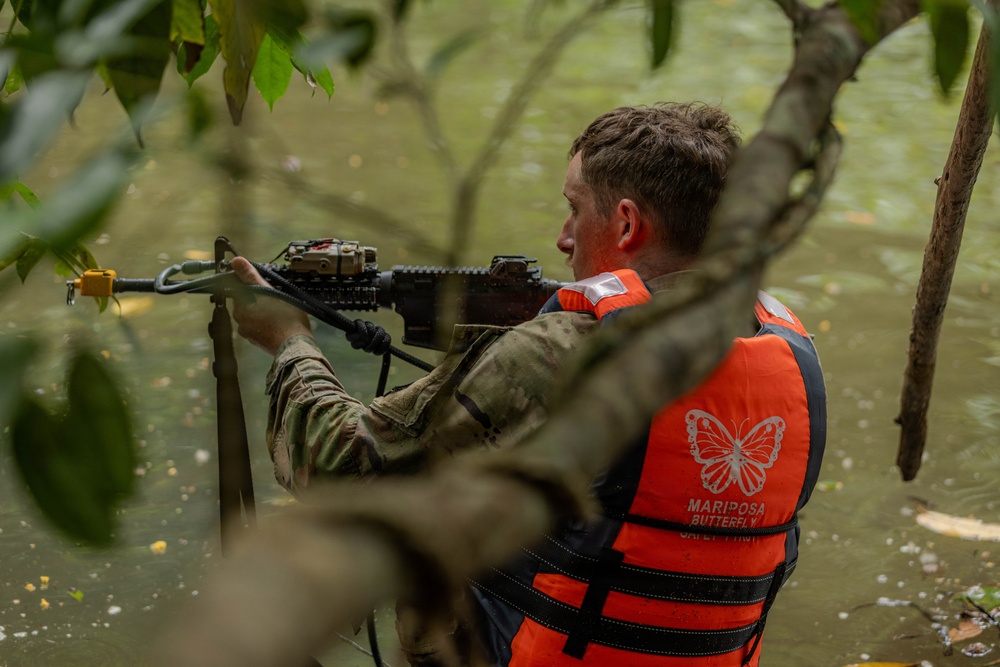 Jungle Operations Training Course - Panama 26-5: Waterborne Operations