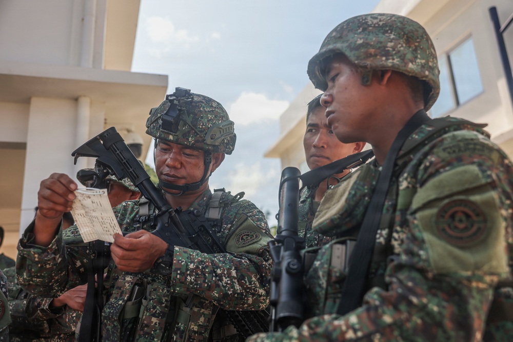 Balikatan 2026: 3rd LCT, Philippine Marines exchange life-saving skills