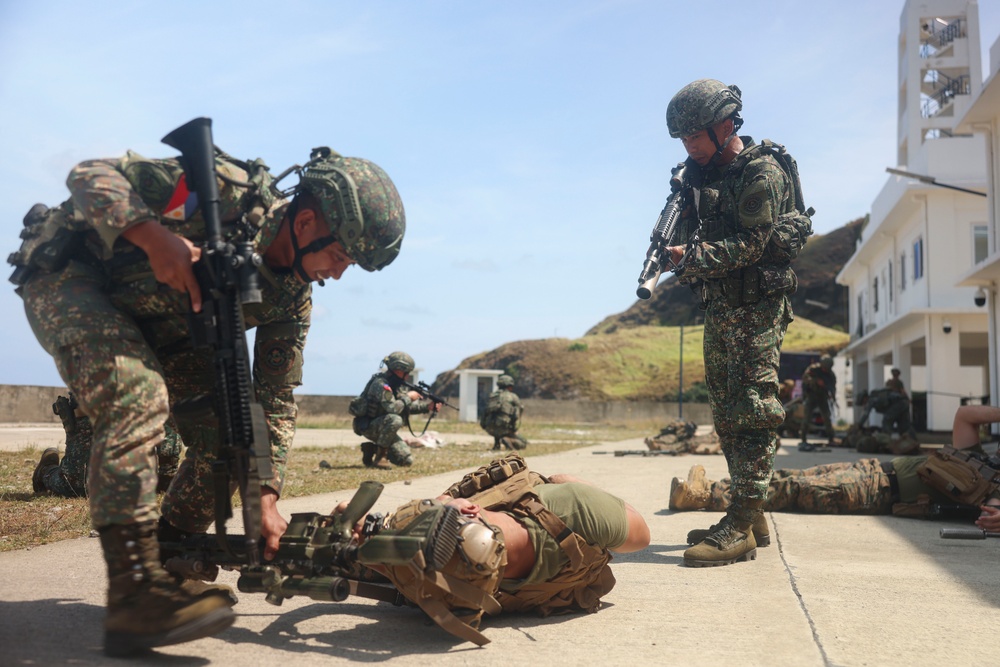 Balikatan 2026: 3rd LCT, Philippine Marines practice ambush drills during MKTSO