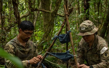 U.S. military and Panamanian partners conduct jungle survival training in Panama