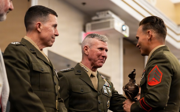 The Commandant, Gen. Eric M. Smith attends the Annual TECOM Awards Dinner