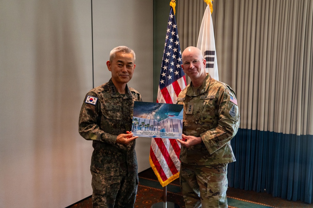 S4S hosts ROK Army Strategic Missile Command commander