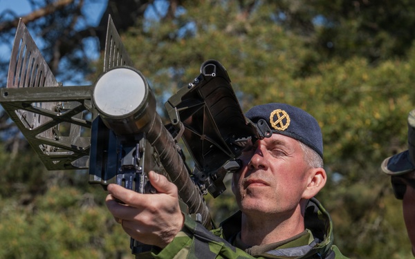 Swedish Armed Forces Maj. Gen. Jonny Lindfors visits soldiers of 1-57 ADAR