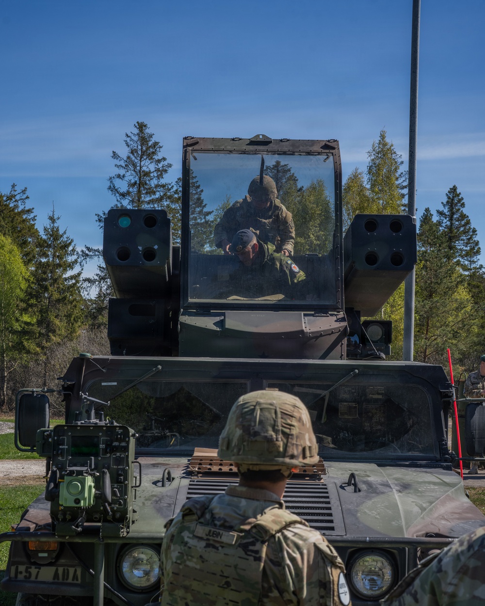 Swedish Armed Forces Maj. Gen. Jonny Lindfors visits soldiers of 1-57 ADAR