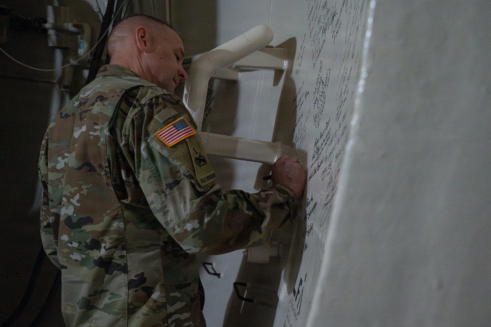 U.S. Army Corps of Engineers Commander visits Minot Air Force Base