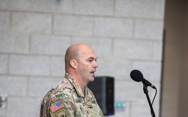 U.S. Army Mountain Warfare School pins new Mountaineer Device