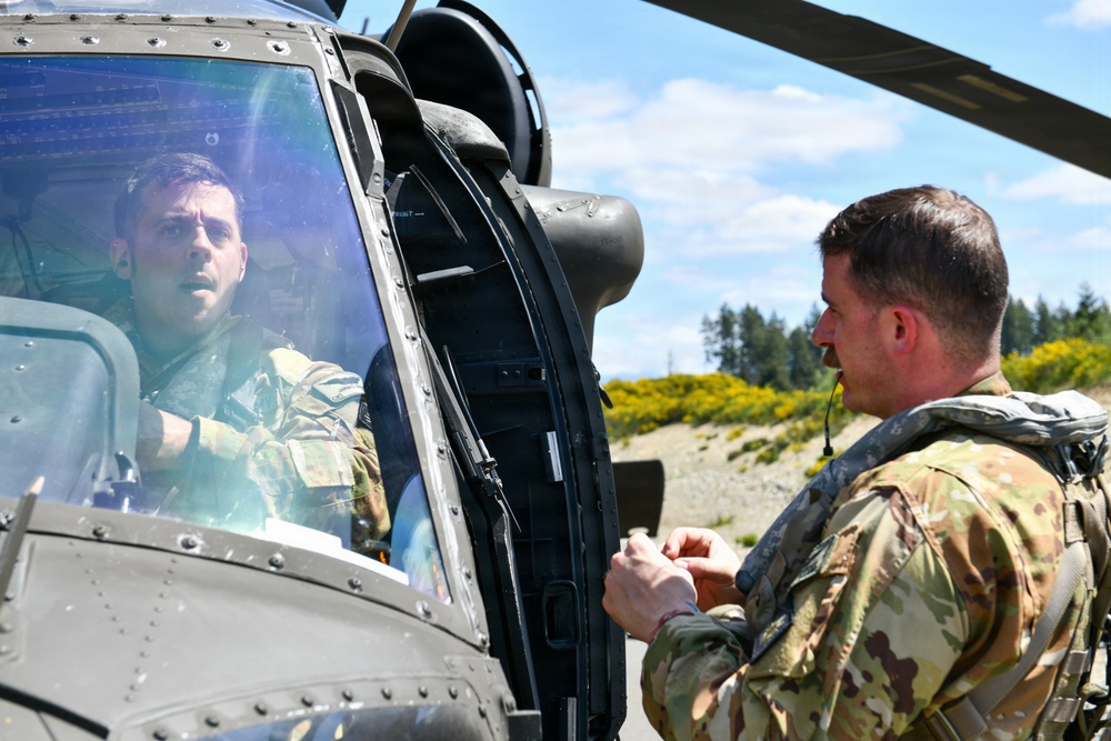 Behind the fireline: Washington Guard Aviation trains for wildfire season