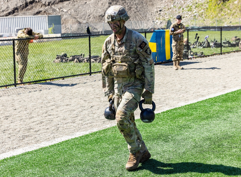 Black, Gold USMA squad leaders led flourishing teams to top spots at 2026 Sandhurst Military Skills Competition