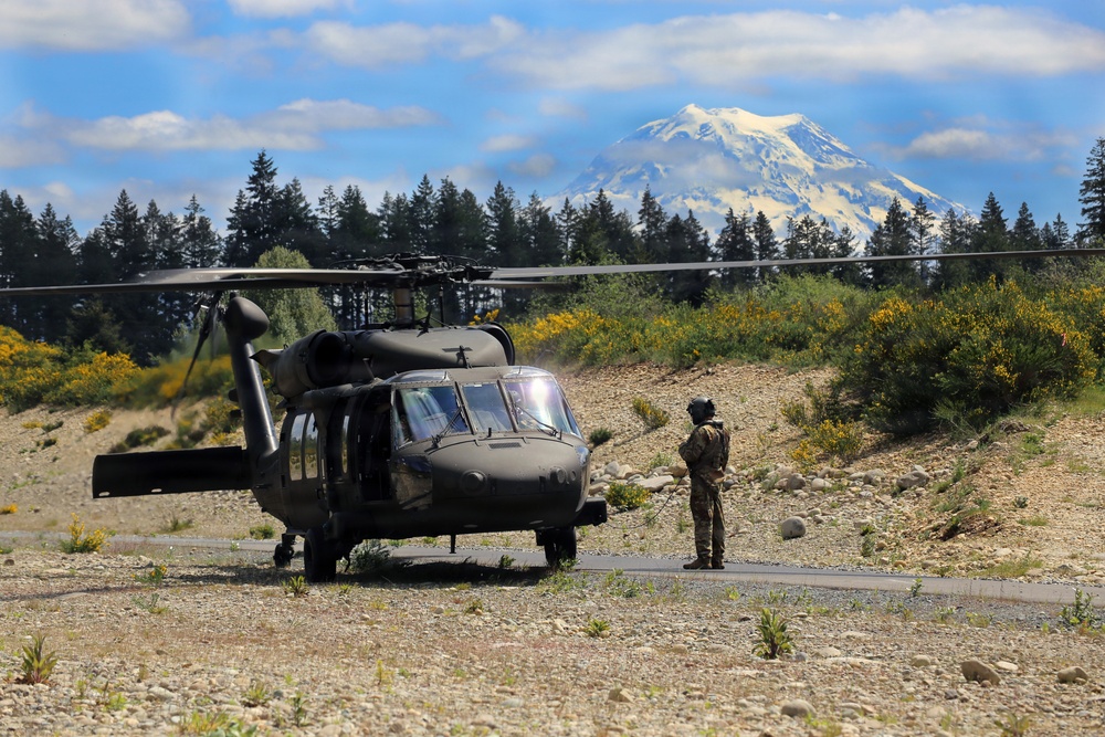 Behind the fireline: Washington National Guard aviation trains for wildfire season