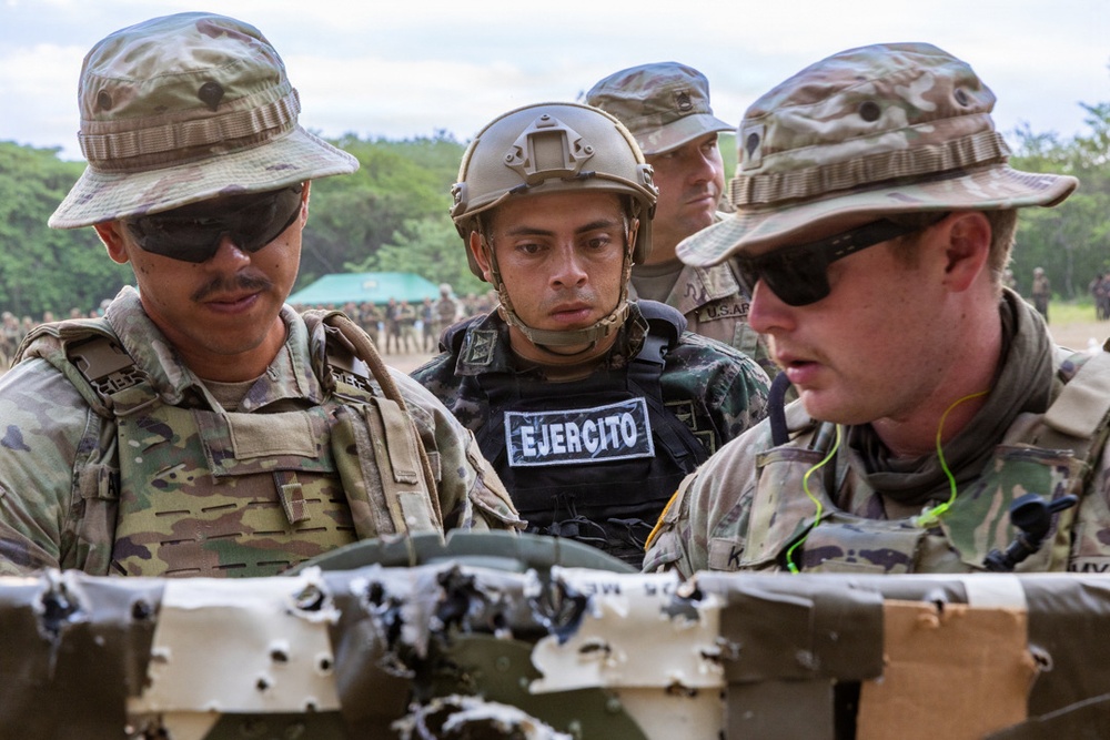 Soldiers conduct stress shoot competition