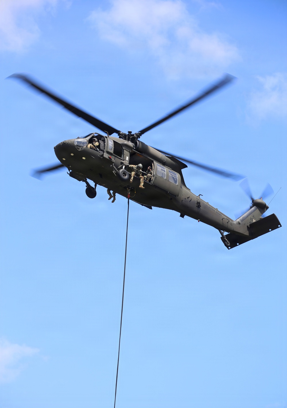 Behind the fireline: Washington National Guard aviation train for wildfire season