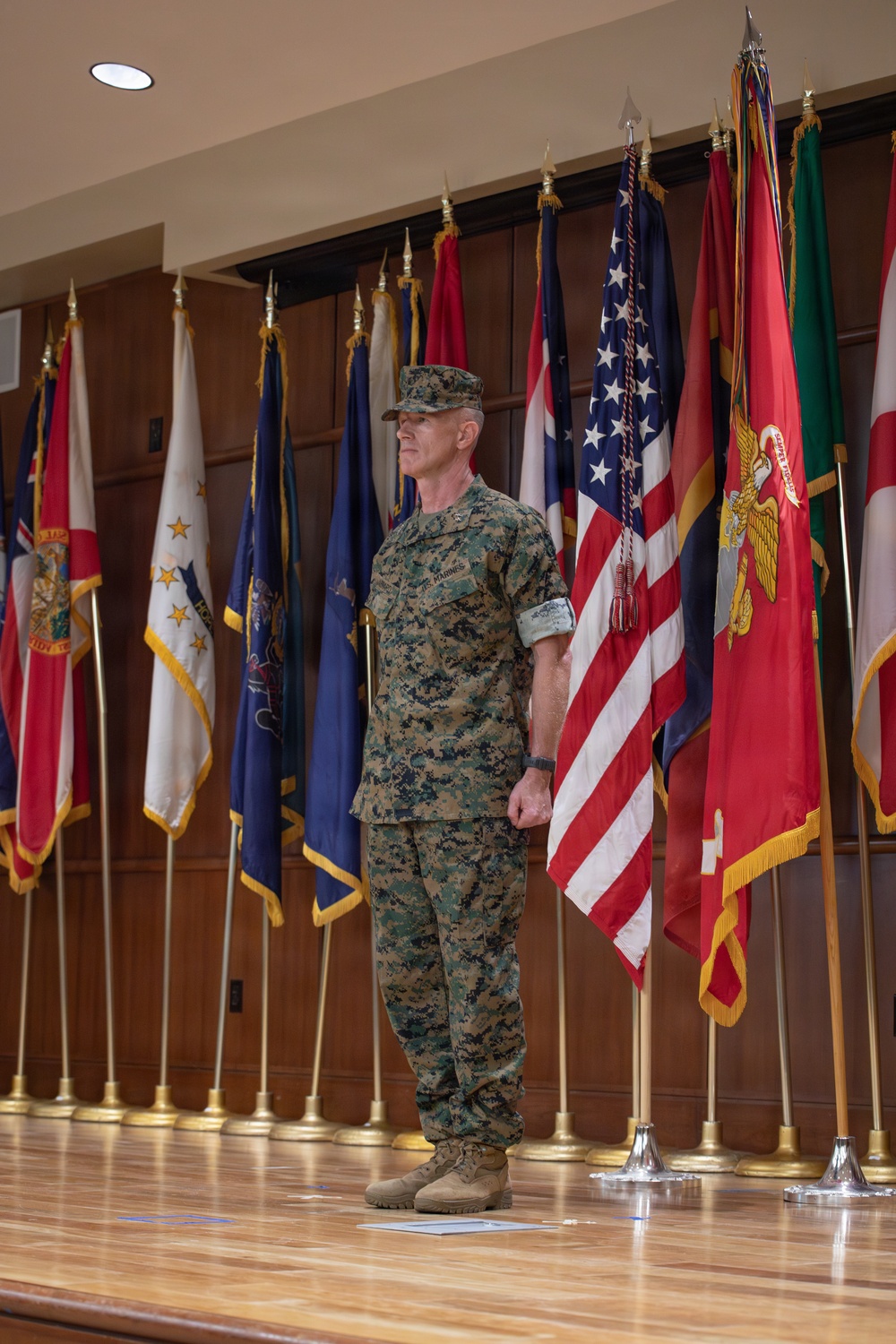 Maj. Gen. Jarrard Relinquishes Command of 4th Marine Division to Maj. Gen. Adams