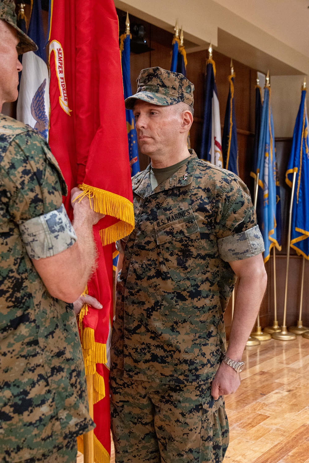 Maj. Gen. Jarrard Relinquishes Command of 4th Marine Division to Maj. Gen. Adams