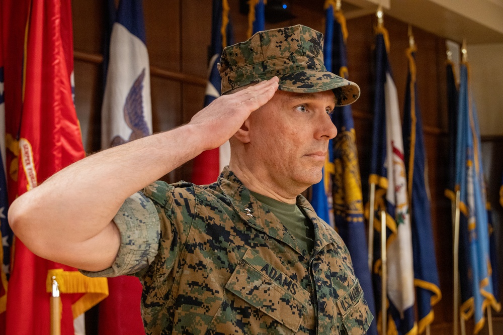 Maj. Gen. Jarrard Relinquishes Command of 4th Marine Division to Maj. Gen. Adams