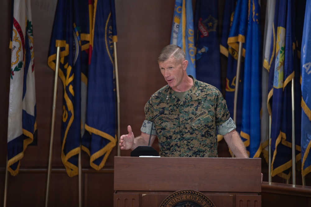 Maj. Gen. Jarrard Relinquishes Command of 4th Marine Division to Maj. Gen. Adams