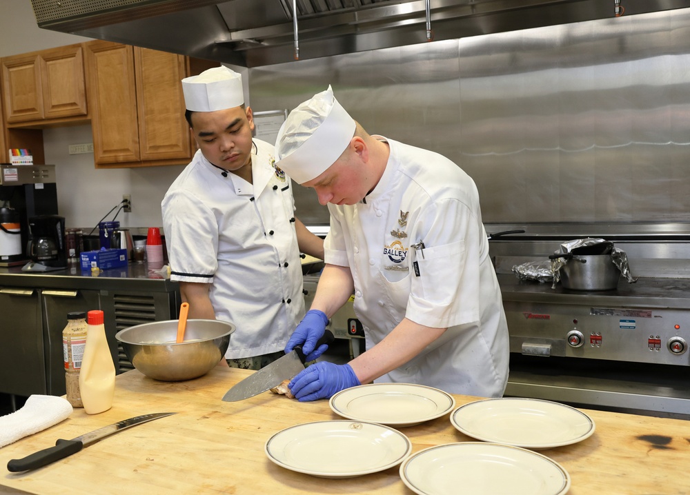 NAVSUP FLC Puget Sound NFMT Preps Navy Culinary Specialists for Competition