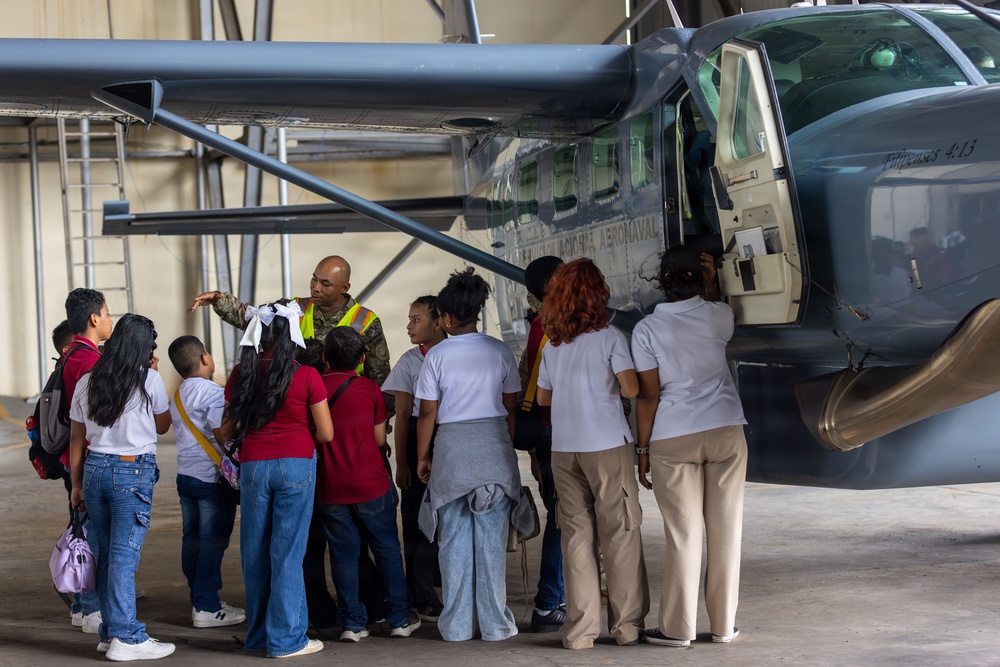 U.S. and Panamanian Partners Inspire the Next Generation Through Aviation Outreach Event