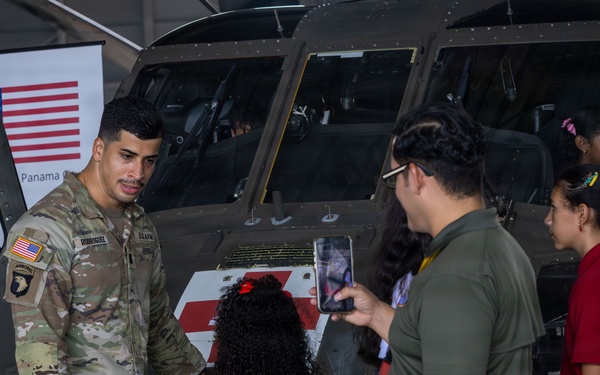 U.S. and Panamanian Partners Inspire the Next Generation Through Aviation Outreach Event