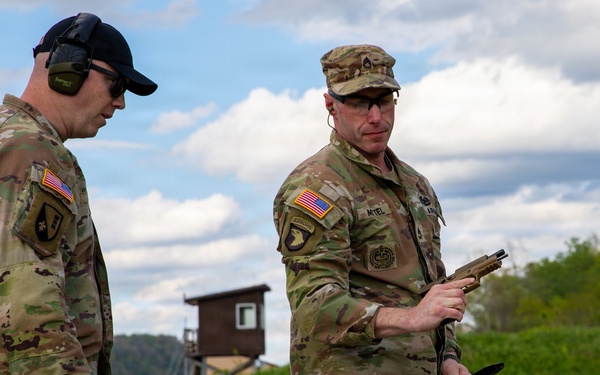 Soldier Clears Pistol