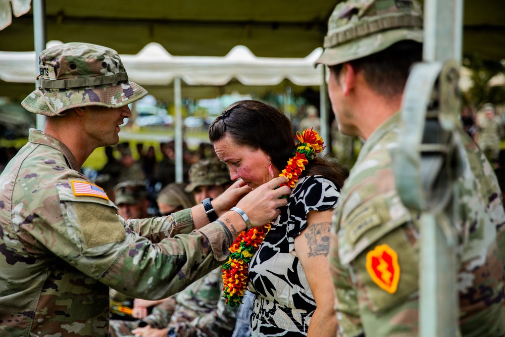 25th Infantry Division honors Command Sgt. Maj. Sean D. Curry During Relinquishment of Responsibility Ceremony