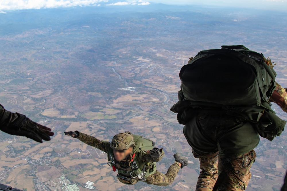Balikatan 2026: Allied SOF conduct friendship jumps