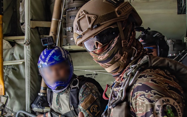 Balikatan 2026: Allied SOF conduct friendship jumps