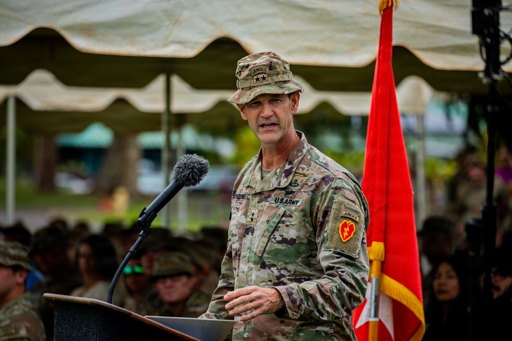 25th Infantry Division honors Command Sgt. Maj. Sean D. Curry During Relinquishment of Responsibility Ceremony