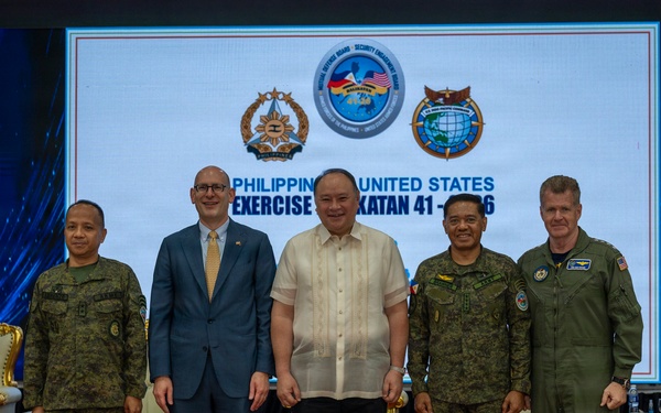 USINDOPACOM Strengthens Alliance, Regional Cooperation During Philippines Visit