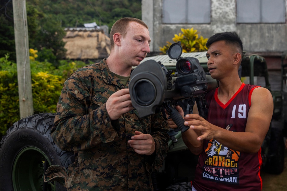 Balikatan 2026: Batan local residents experience bilateral static display