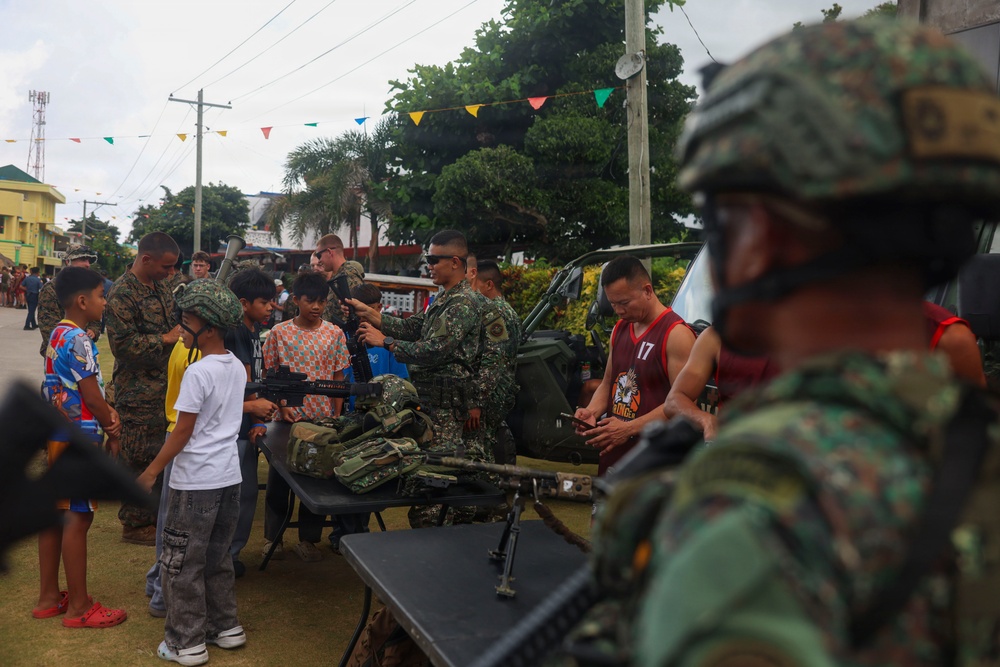 Balikatan 2026: Batan local residents experience bilateral static display