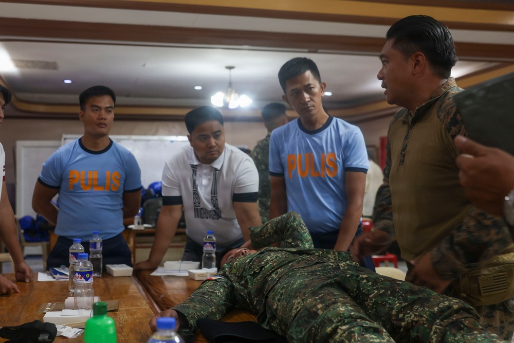 Balikatan 2026: U.S. Marines, Sailors participate in medical symposium with Batan first responders