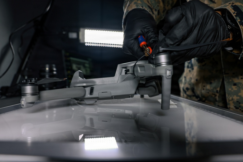 Kaiju Rain 26: 3d Intelligence Battalion Marines conduct drone exploitation