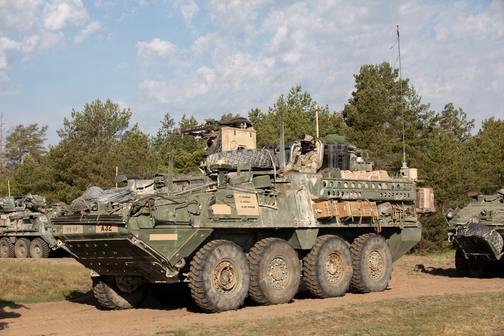 U.S. Soldiers from 1st Squadron, 2d Cavalry Regiment, conduct blank fire training in Poland