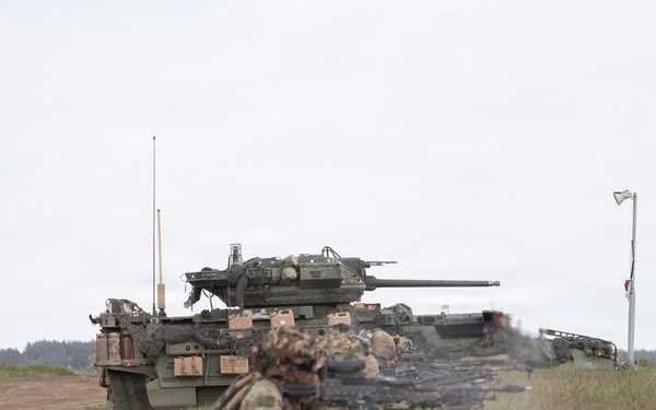 U.S. Soldiers from 1st Squadron, 2d Cavalry Regiment, conduct blank fire training in Poland