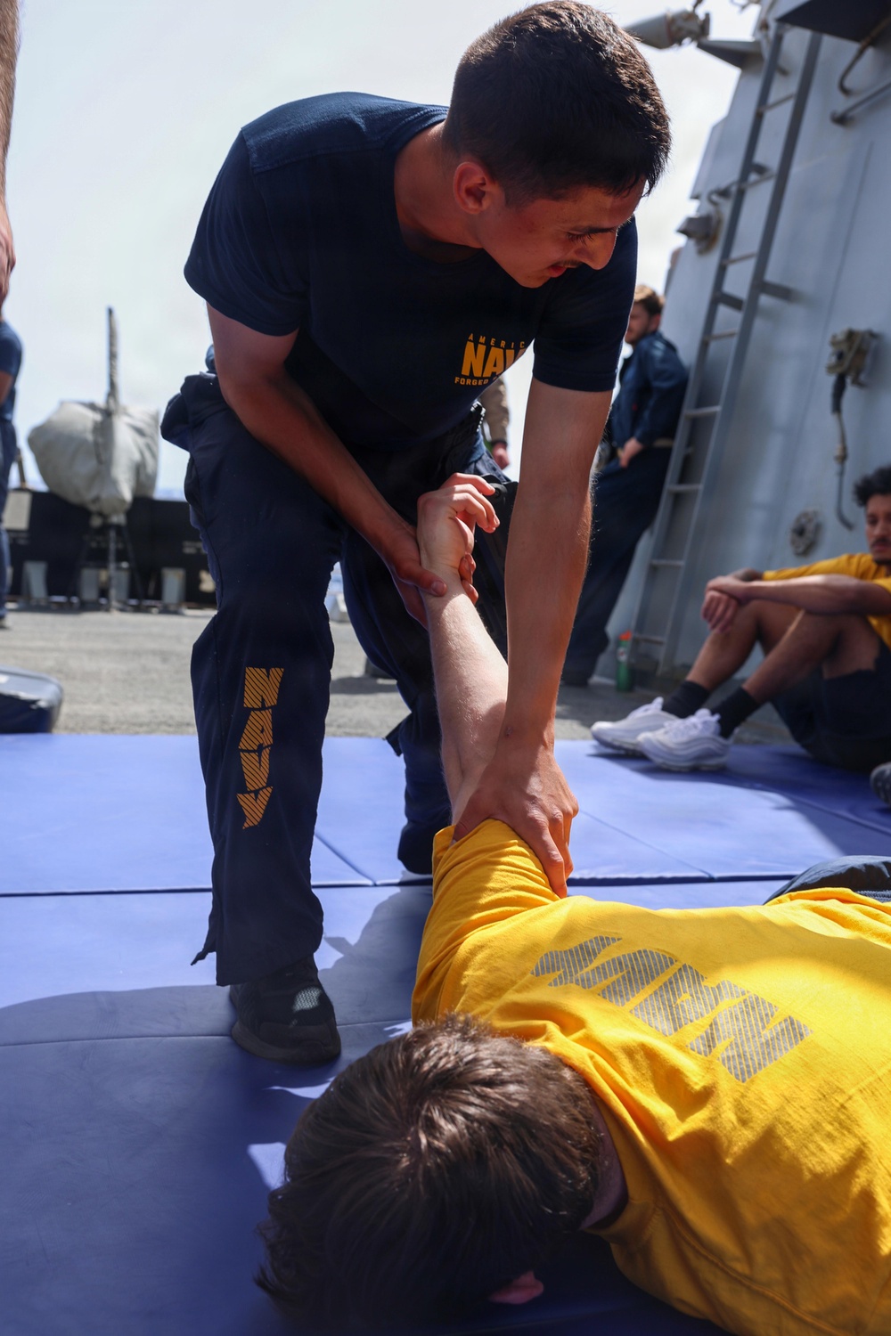 USS Thomas Hudner (DDG 116) Holds SERF-B Course