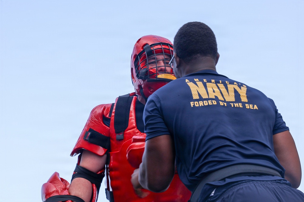 USS Thomas Hudner (DDG 116) Holds SERF-B Course